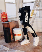 Load image into Gallery viewer, TOUR Patchwork denim
